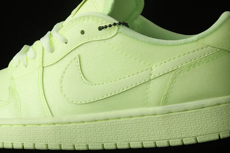 All categories Air Jordan Jordan series basketball shoes Air Jordan 1 Low Air Jordan 1 Ret Hi Prem AJ1 Joe 1 lemon yellow starry low-top basketball shoes CJ7891-700